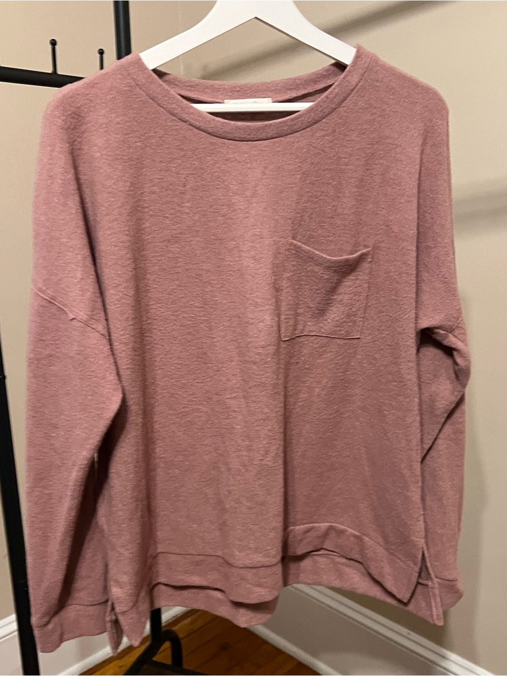 Women's Dusty Rose Crewneck Sweater with Chest Pocket